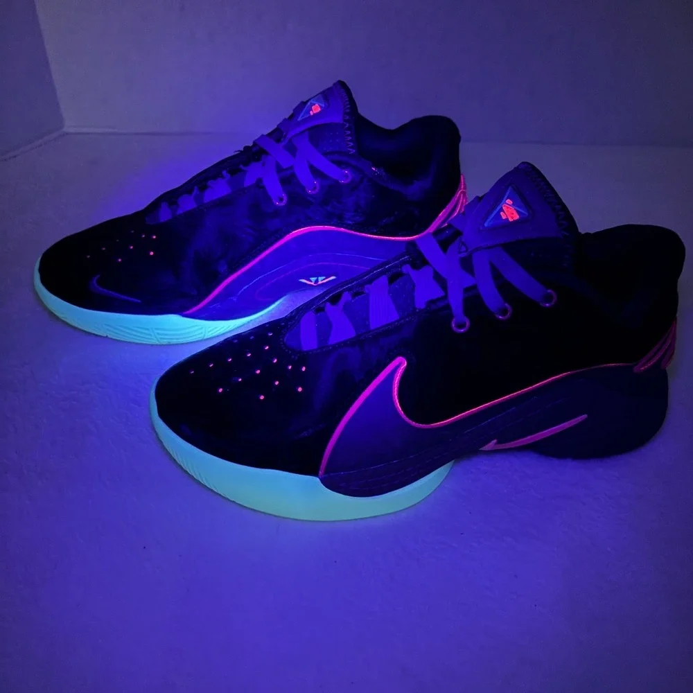 Nike LeBron 22 Blacklight Men's 6‎ FZ1094-001 Black Pink Glow Basketball Shoes